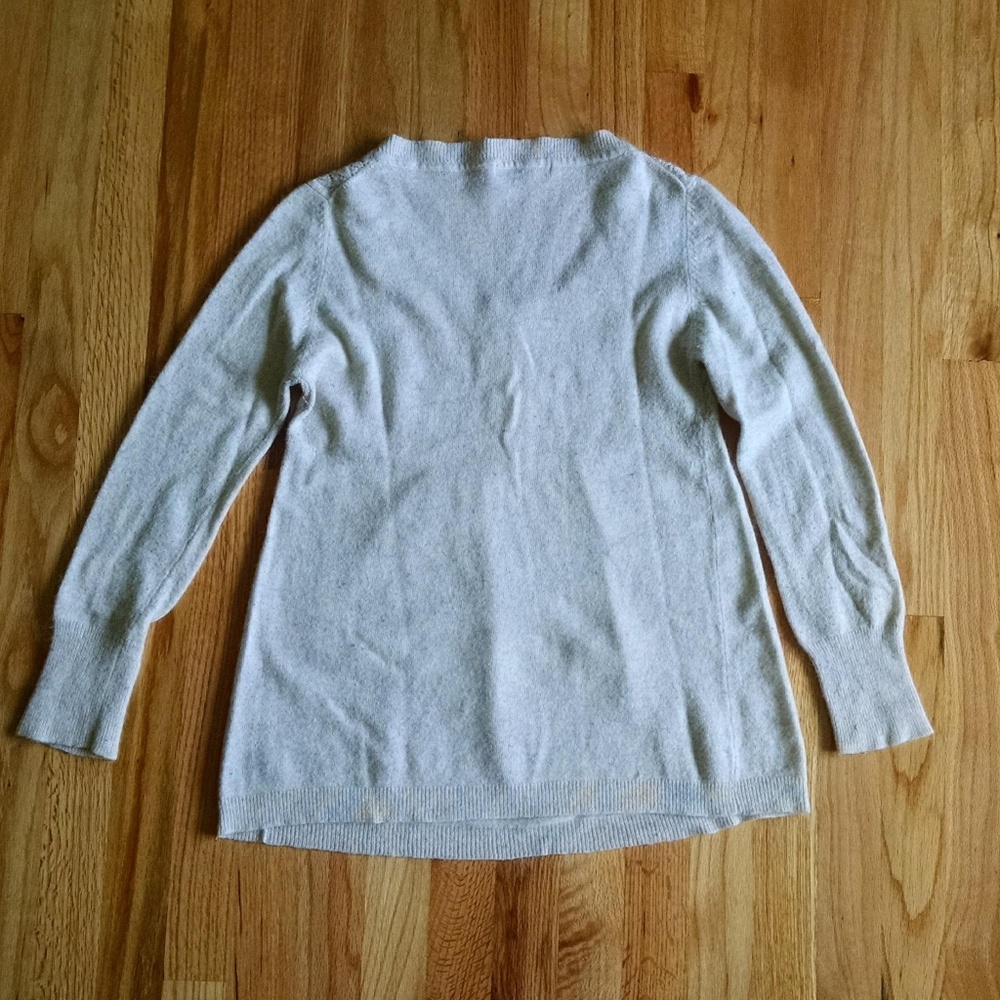 BCBGMAXAZRIA sweater size L - Picture 8 of 9
